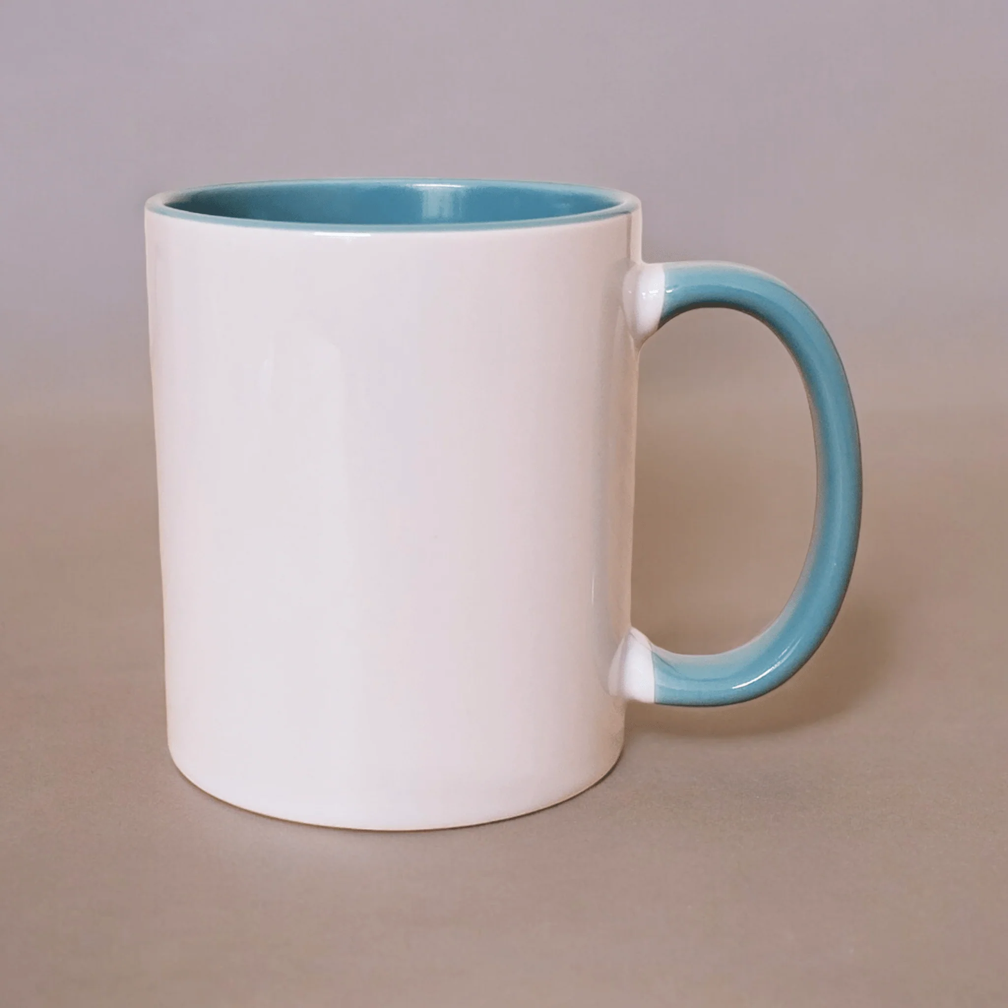 11oz Coloured Inner & Handle Ceramic Mug & Smash Proof Box - Image 5