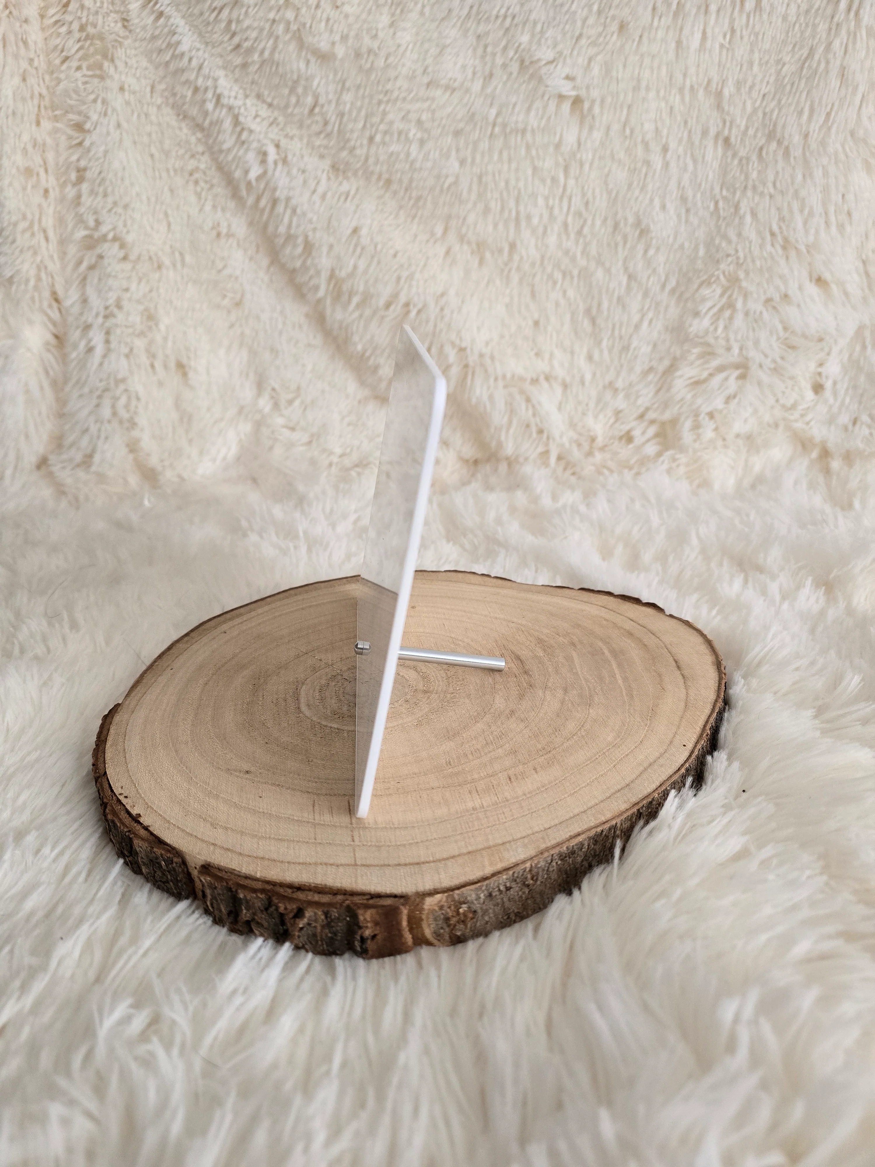 Acrylic Rectangle with Pin Stand - Landscape - Image 2