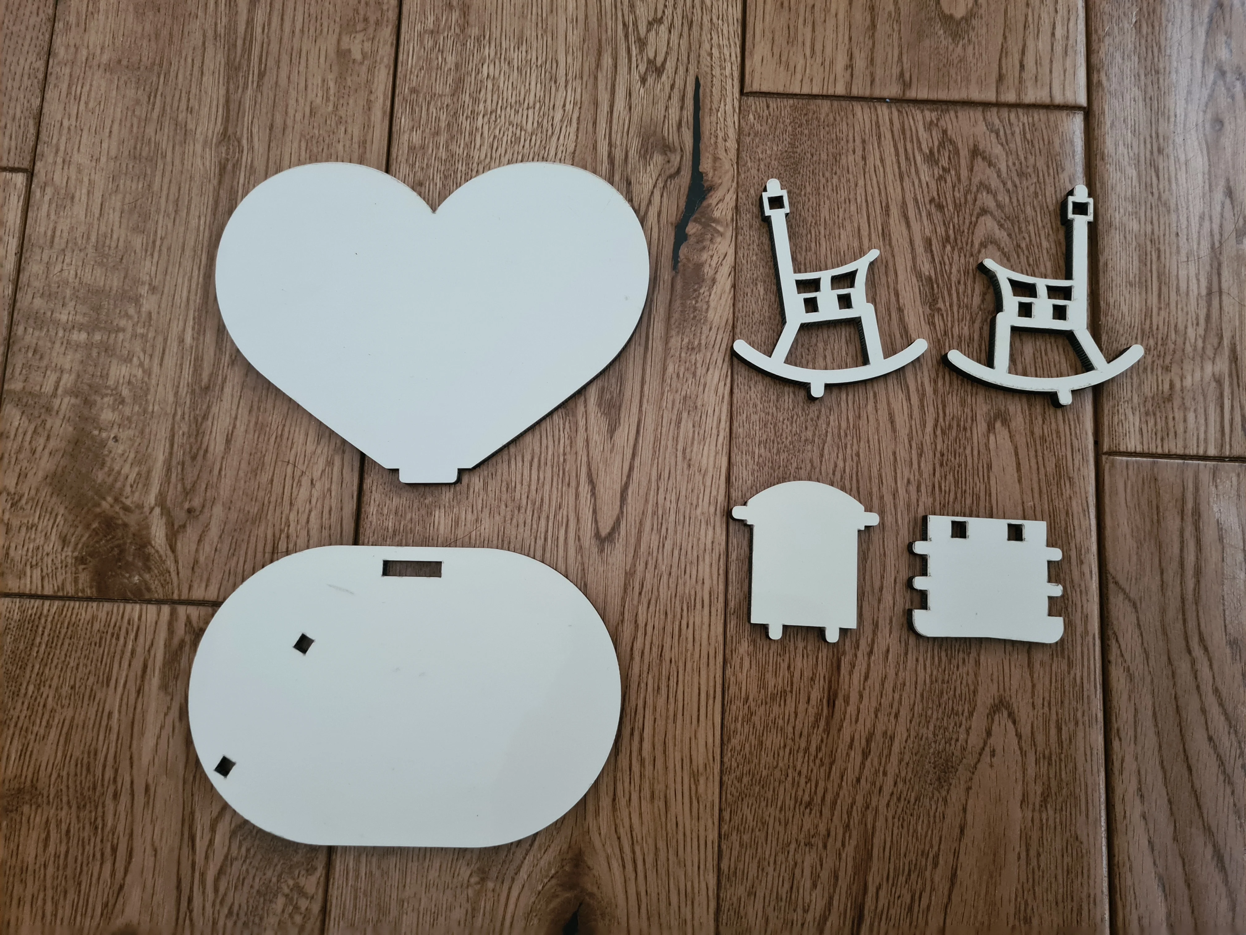 Heart & Single Chair Sublimation MDF Memorial Stand - Image 3