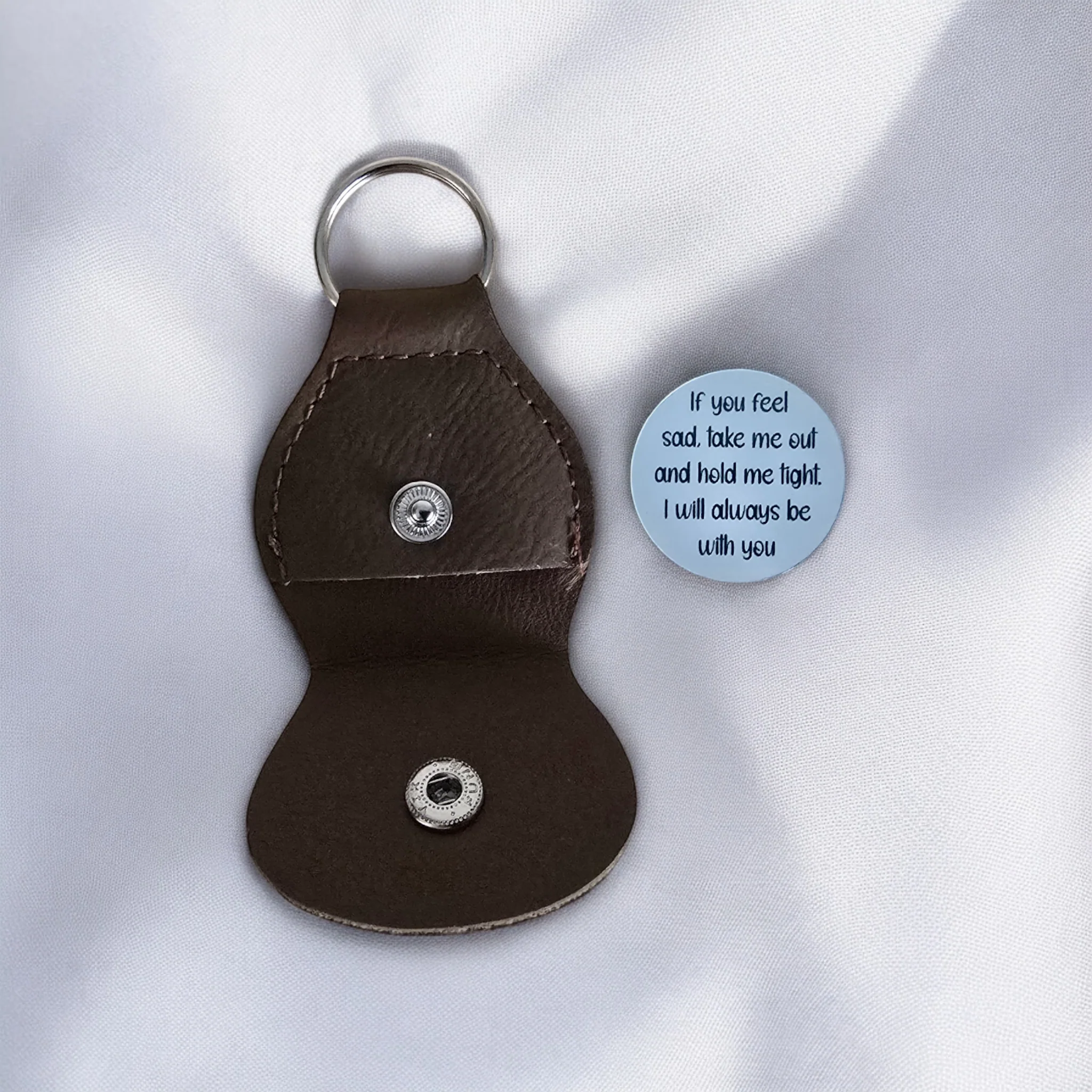Pocket Hug Pouch Keyring with sublimation disc - Image 2